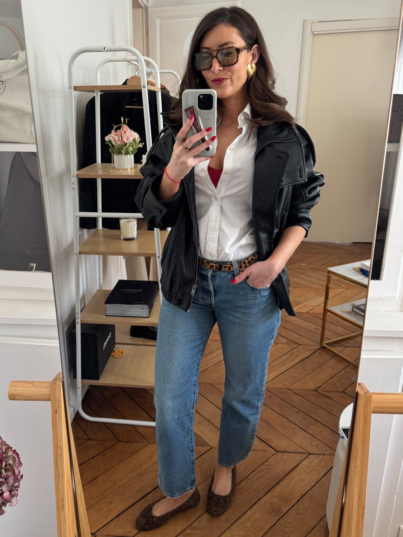 what to wear in Paris in spring - Paris spring outfit 