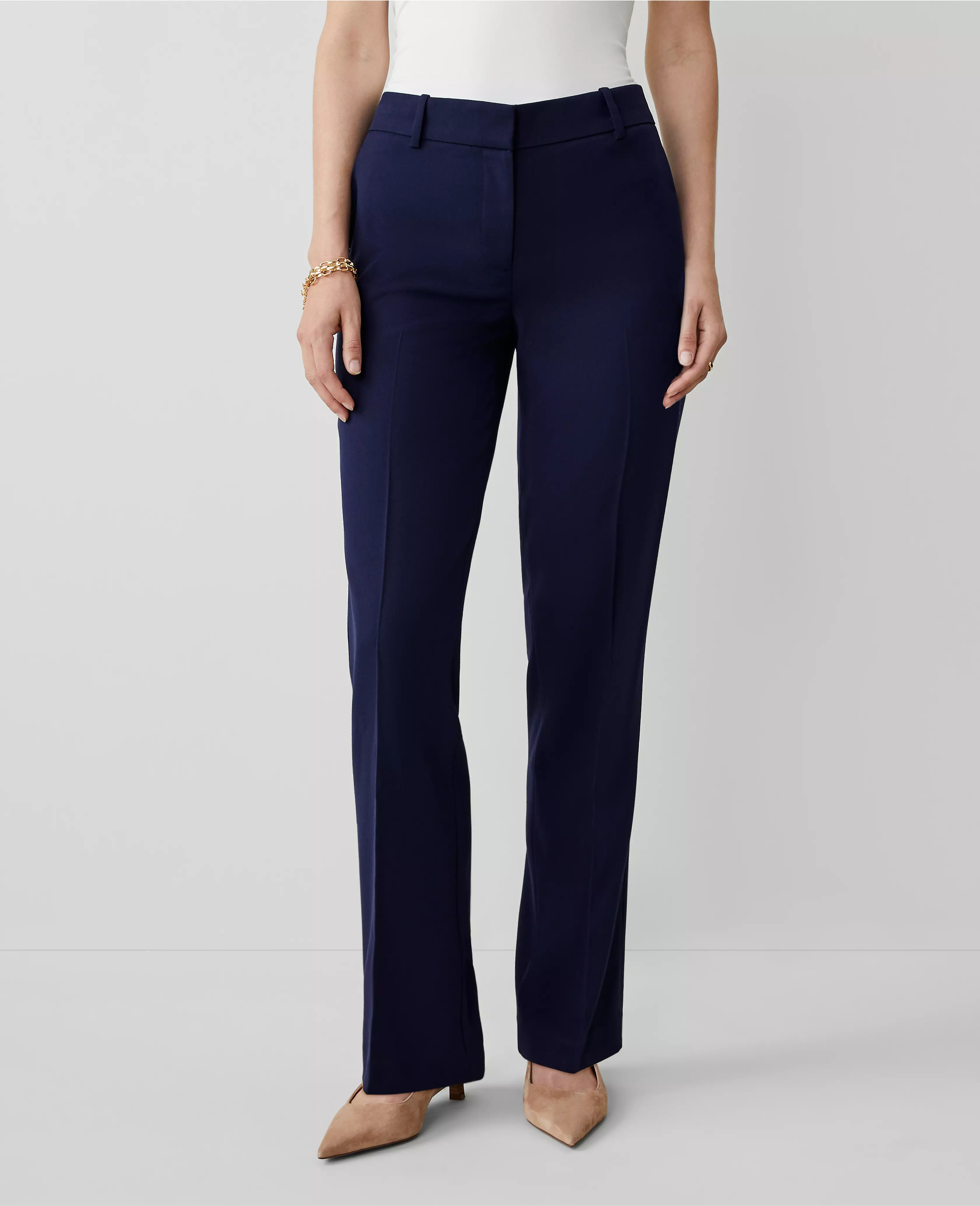 The Petite Mid Rise Straight Pant in Textured Drape - Curvy Fit | Ann Taylor (US)