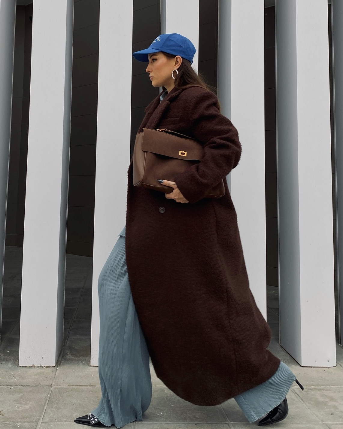 Brown with a pop of blue 🤎💙 This chocolate coat is a winter must-have, so cute paired with some blue , tap to shop 💎🍫

#LTKStyleTip #LTKFindsUnder100 #LTKSaleAlert