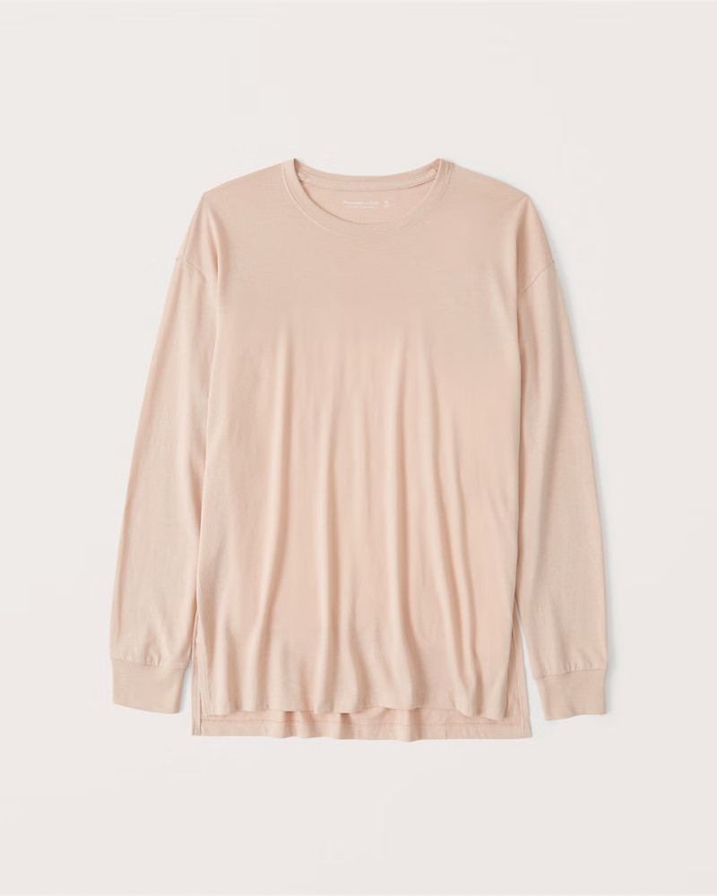 Women's Oversized Long-Sleeve Boyfriend Tee | Women's New Arrivals | Abercrombie.com | Abercrombie & Fitch (US)