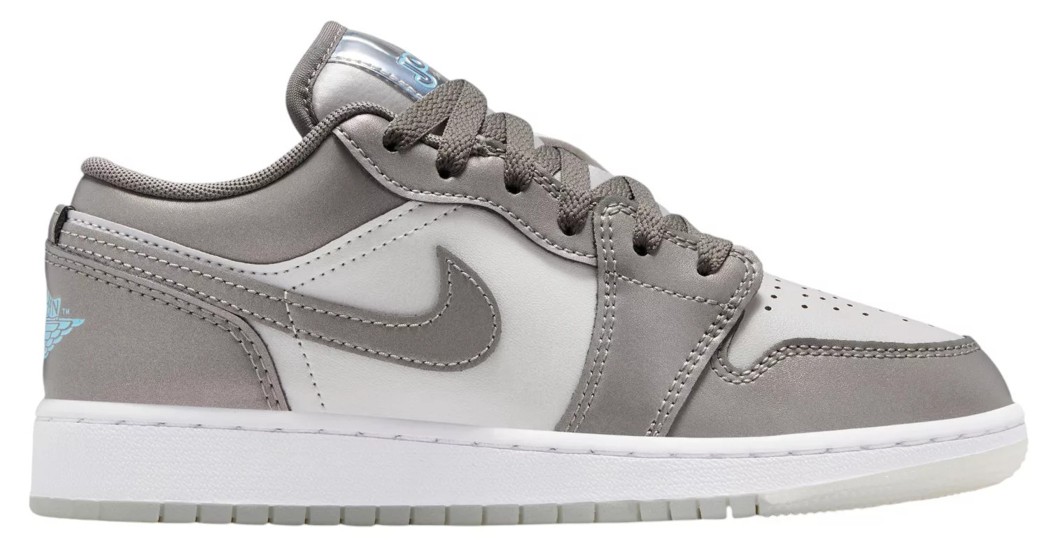 Jordan Kids' Grade School Air Jordan 1 Low SE Basketball Shoes, Size 4, Grey/Blue | DICK'S Sporting Goods