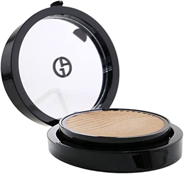 Luminous Silk Glow Fusion Powder - 5.5 Medium with a Peach Undertone by Giorgio Armani for Women ... | Amazon (US)