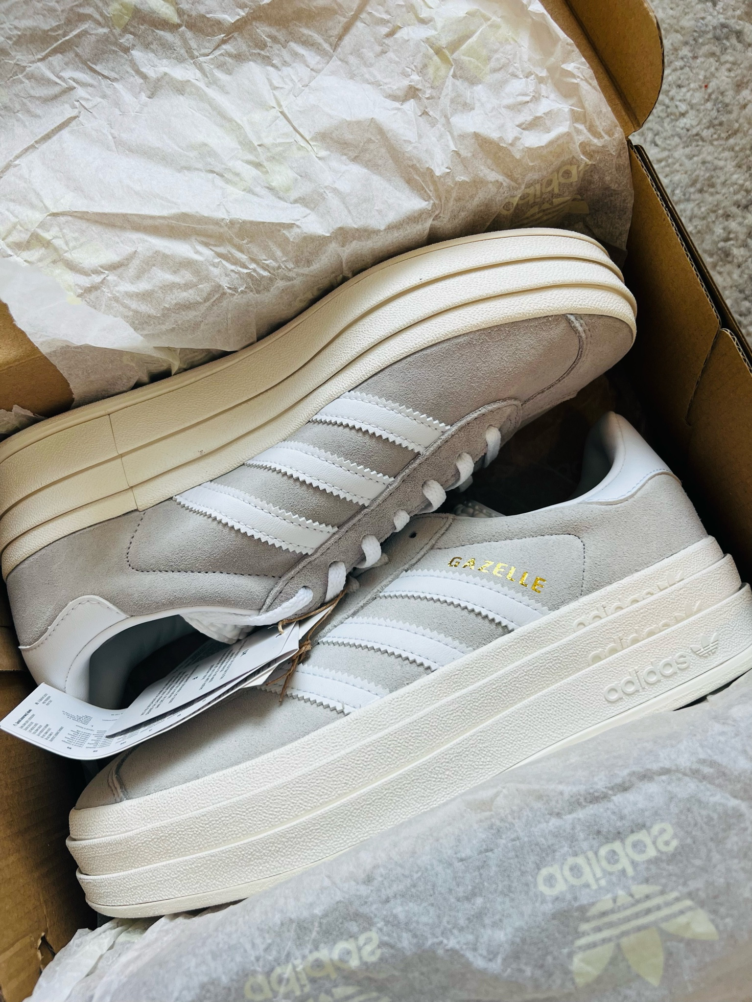 my new obsession 
get some before they sell out!! 

#LTKshoecrush