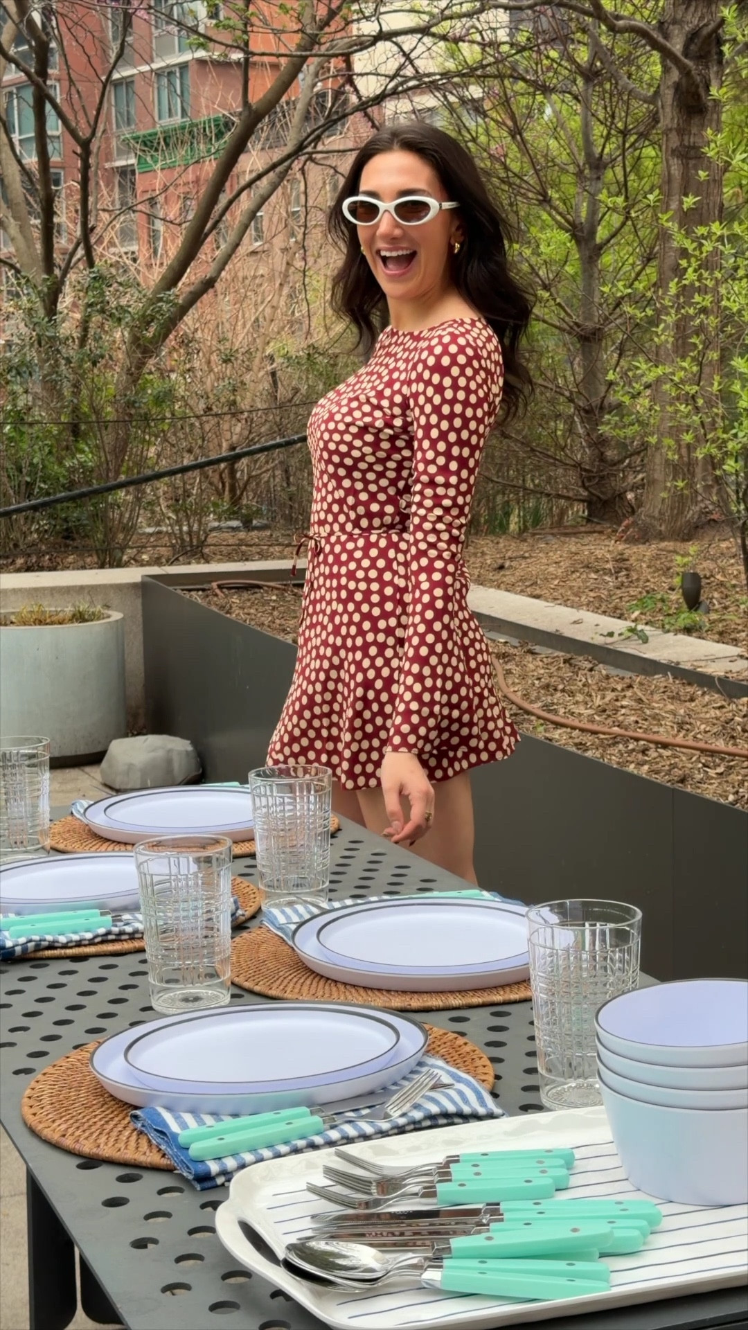 #ad Anyone else getting so excited for SUMMER and dinners outside !!! I made an order on @wayfair to refresh all of my outdoor hosting items and wowww this color scheme is doing it for me. #wishyouwerehere #outdoor #Wayfair #WayfairPartner 