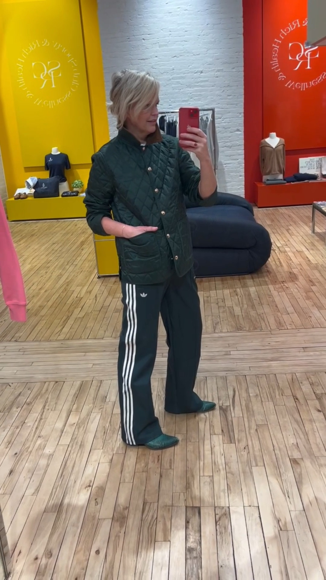 Was a Green thing 

Size small in jacket and medium in pants :) 

#LTKWatchNow #LTKShoeCrush