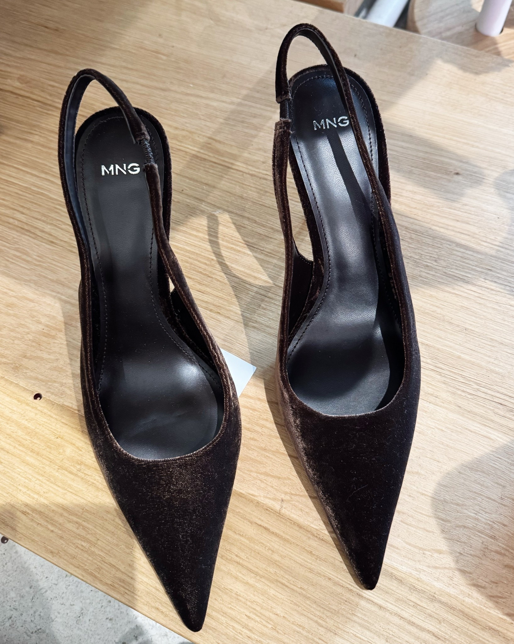 These velvet mango heels are BEYOND gorgeous! 

#LTKCyberWeek #LTKFindsUnder100 #LTKSeasonal