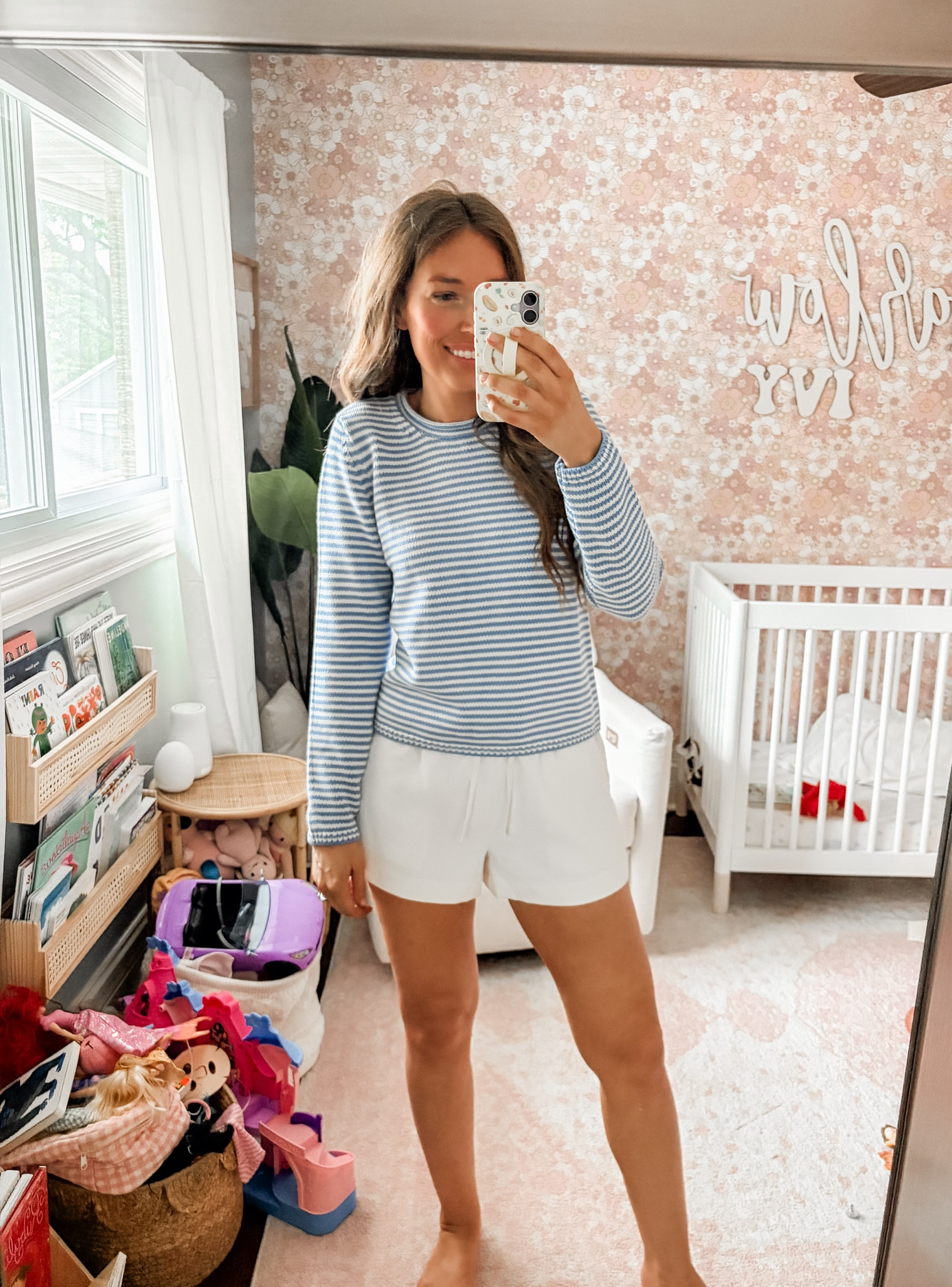 Wearing size small. Runs tts. Size up if you want a slightly bigger sweater fit. 


Summer outfit / lodge shorts / striped sweater / summer

#LTKmomlife #LTKootd #LTKgrwm