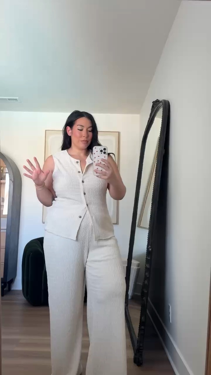 Midsize spring outfit! Size XL 
-
-
-
Midsize Spring outfit inspo, curvy denim, jeans outfit, express denim, matching set