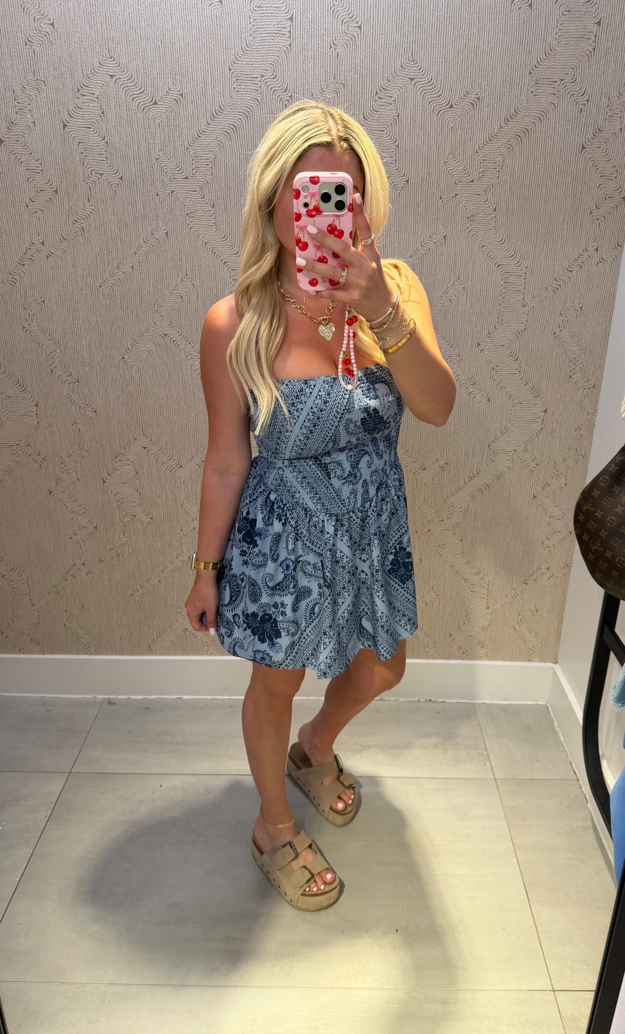 New @abercrombie dress 
Small
Sandals tts