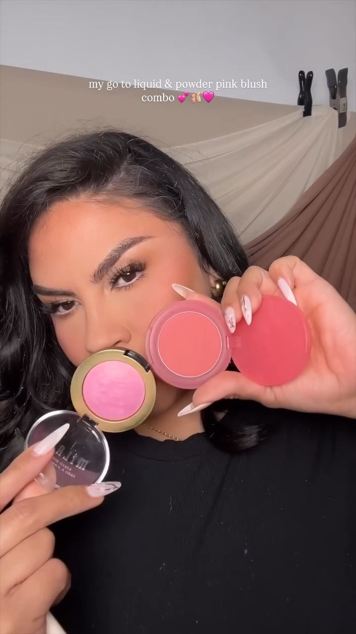 what’s your favorite blush combo? 

@rarebeauty hope & lucky soft pinch liquid blush 
@rarebeauty happy soft pinch matte bouncy blush 
@milanicosmetics panda cotta baked blush