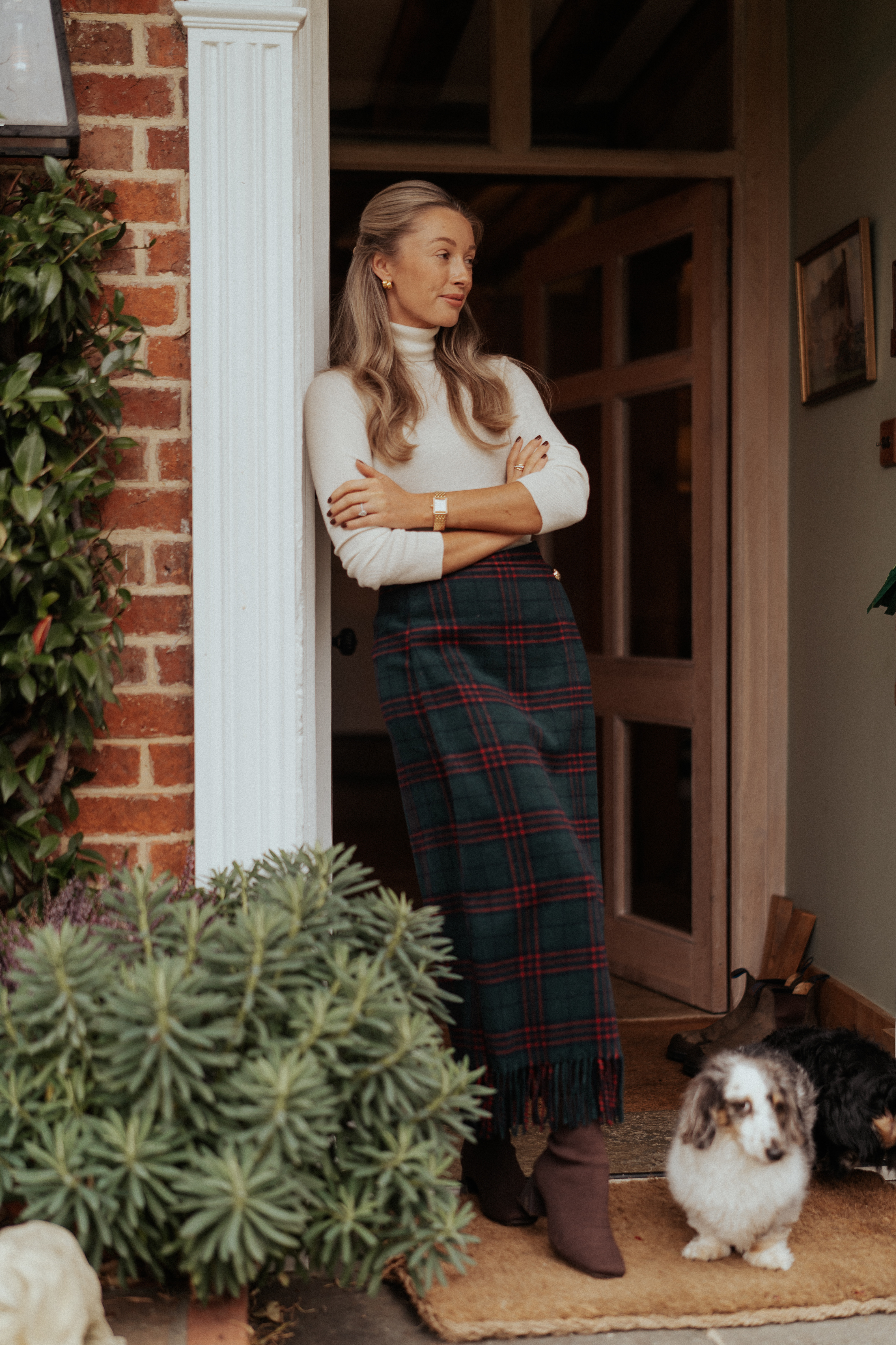 Autumnal style for a chic and effortless countryside look 🍂 Check skirt from the  high-street, tartan print, on trend check skirt 🤎 

 #LTKautumn #LTKmodest #LTKstyletip