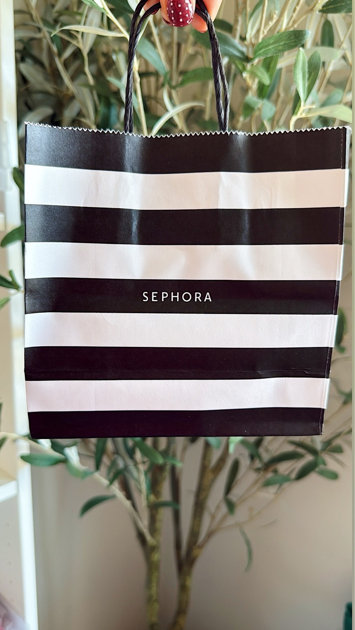 My recent Sephora haul! 💋

#LTKSeasonal #LTKgrwm #LTKBeauty