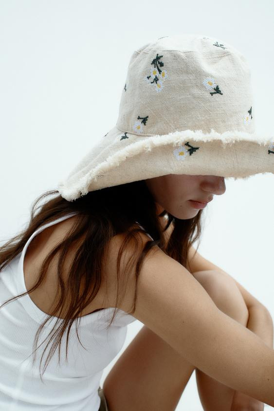 EMBROIDERED FLORAL BUCKET HAT | Zara US