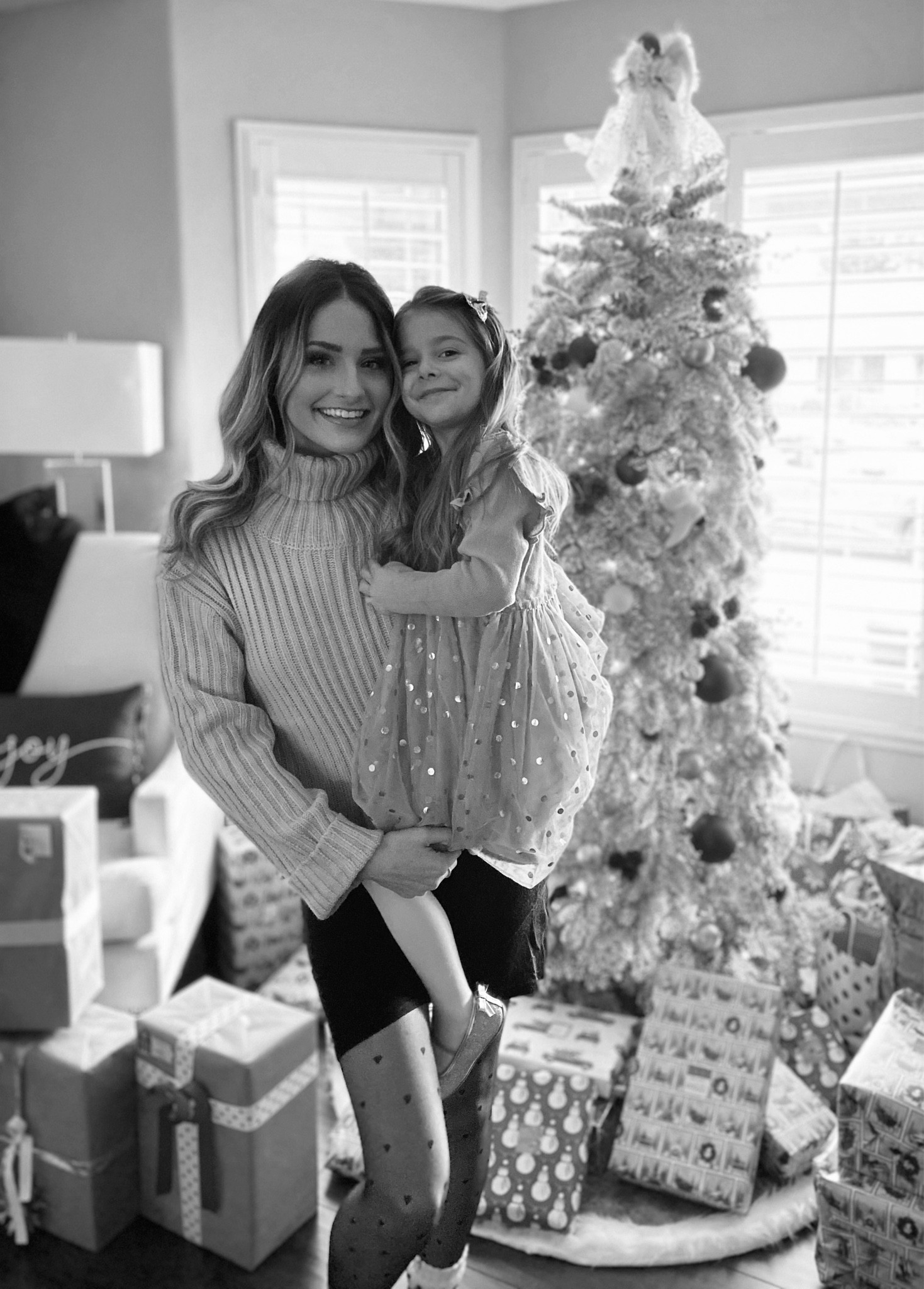 christmas w my lover 🌲🖤✨




#LTKSeasonal #LTKkids #LTKHoliday