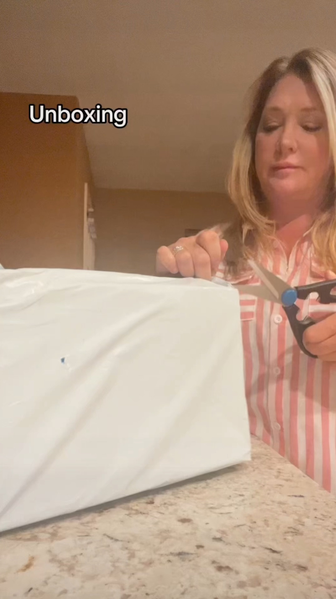 Option -27 
Came with box
I wear US8 got Euro39 for perfectly 

#LTKShoeCrush #LTKVideo #LTKStyleTip