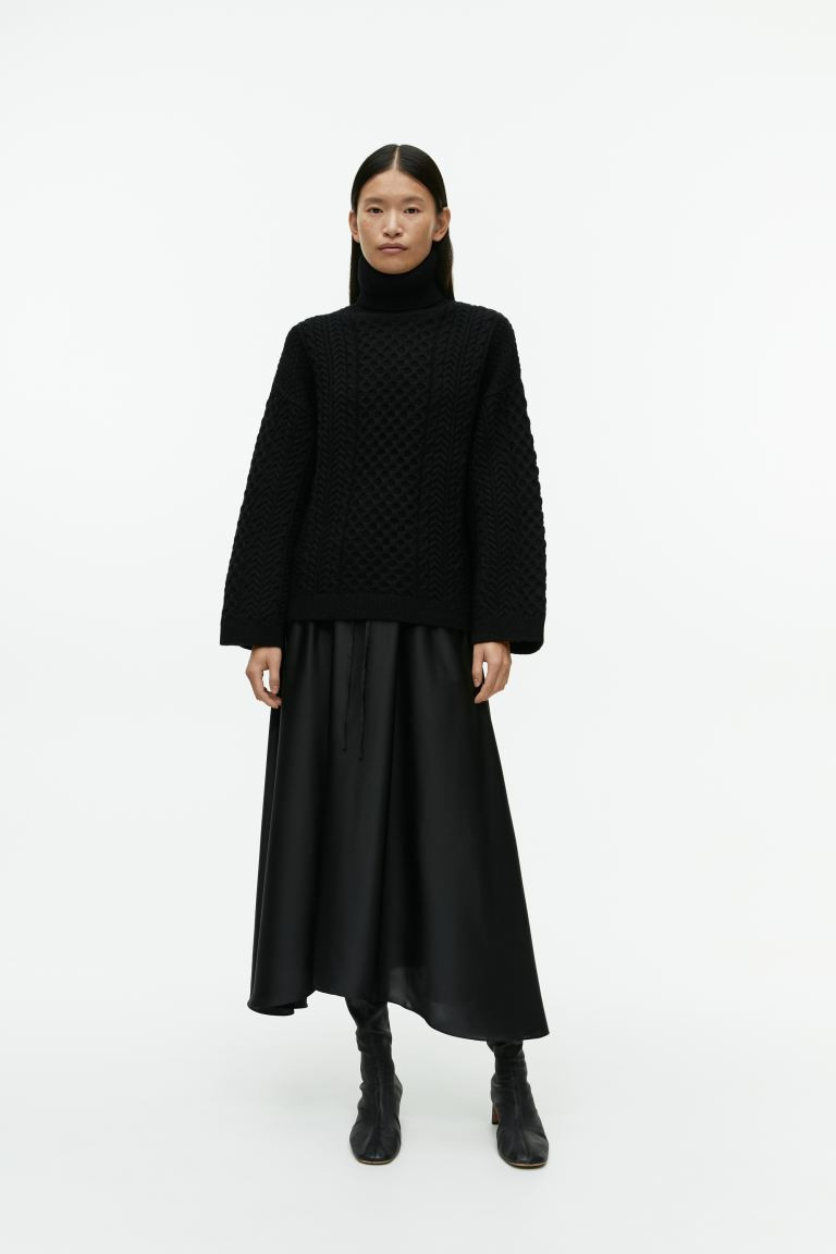 Midi Satin Skirt - Black - Ladies | H&M GB | H&M (UK, MY, IN, SG, PH, TW, HK)