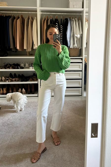 Spring outfit styling white levis jeans 

• green sweater - sold out 
• Levi’s ribcage straight ankle women’s jeans - ‘cloud over white’ wash, size 25, on sale at Levi’s 
• Sam Edelman bay slide sandals - tts, ‘saddle leather’ 

#LTKstyletip #LTKSeasonal