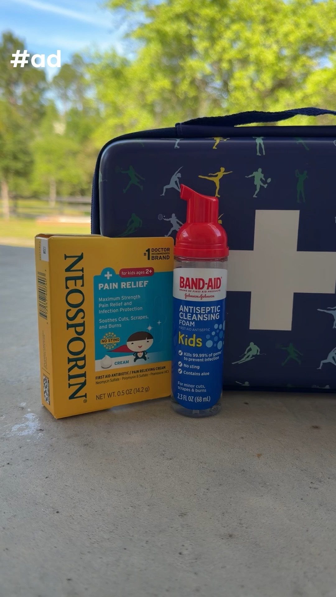 #ad if you know, you know… soccer season means being ready for anything ⚽️😅 I
picked up a few essentials from @Target and put together the easiest little kit with BAND-AID® Brand + NEOSPORIN®
plus when you buy 3 participating items, you get the bag for free 🙌
@Bandaidbrand
#TargetPartner #BANDAIDBrandPartner #firstaidkit #target

#LTKdayinmylife #LTKmomlife