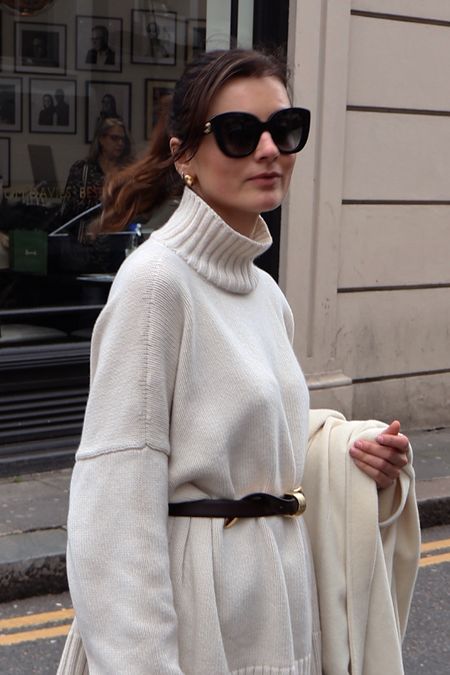 Gucci sunglasses
Cat eye sunglasses 
Turtleneck white
Quiet luxury 
Everyday style
Easy outfits 

#LTKeurope #LTKstyletip #LTKSeasonal