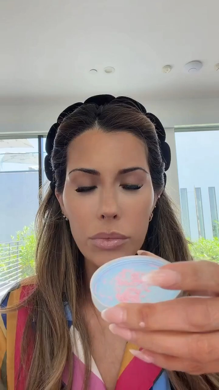 I LOVE this cloud set translucent powder! I’m using shade “Candy” and just working it in with a blender!

Nordstrom, Nordstrom Beauty, Setting powder, Beauty, Kosas, Amazon, Revolve, Emily Gemma

#LTKgrwm #LTKselfcare #LTKBeauty