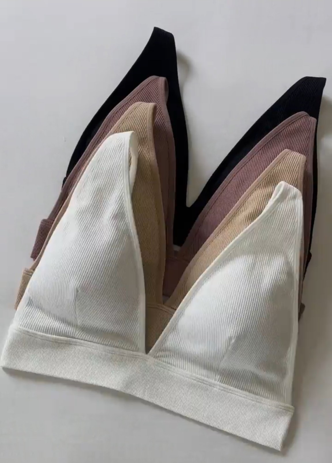 Scroll to shop!! Follow for more!!! Xo! ✨

#LTKFindsUnder50 #LTKActive #LTKFindsUnder100