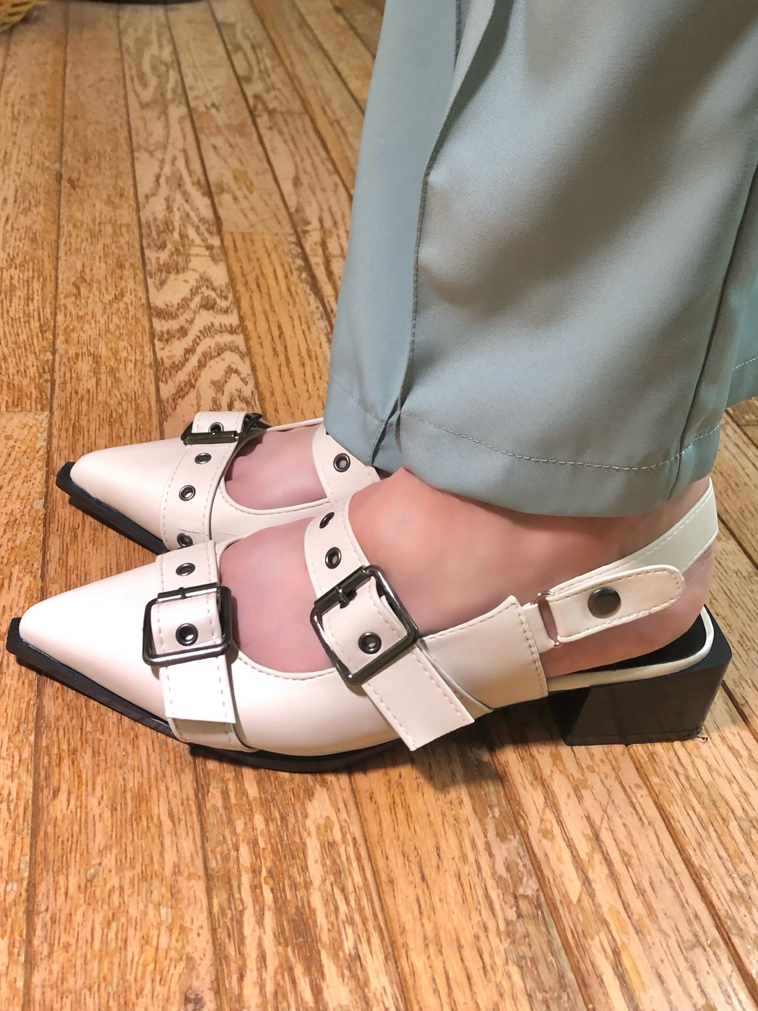 I was never into pointy toed shoes in the past because of comfort and the way the style looked on me. Well, never say never—this year I wound up getting 3 pair! This 1st pair is so adorable and comfy enough to walk in all day! I love the double buckles and the block heel! The strap around the heel gives extra stability for running around, which makes this a really good all purpose shoe! Perfect slightly off-white color for spring and summer outfits!