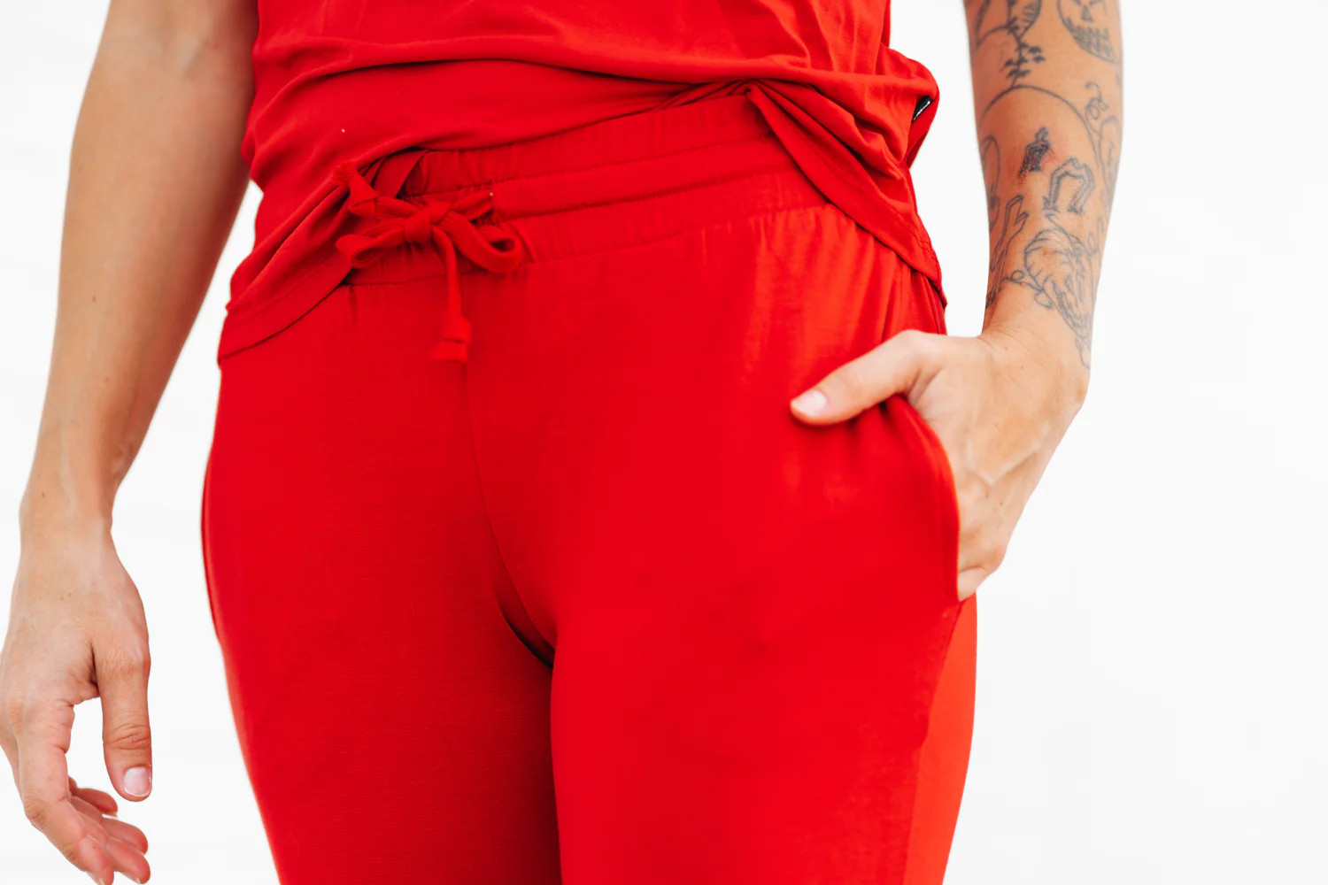 MAMA JOGGERS- Red | millie + roo