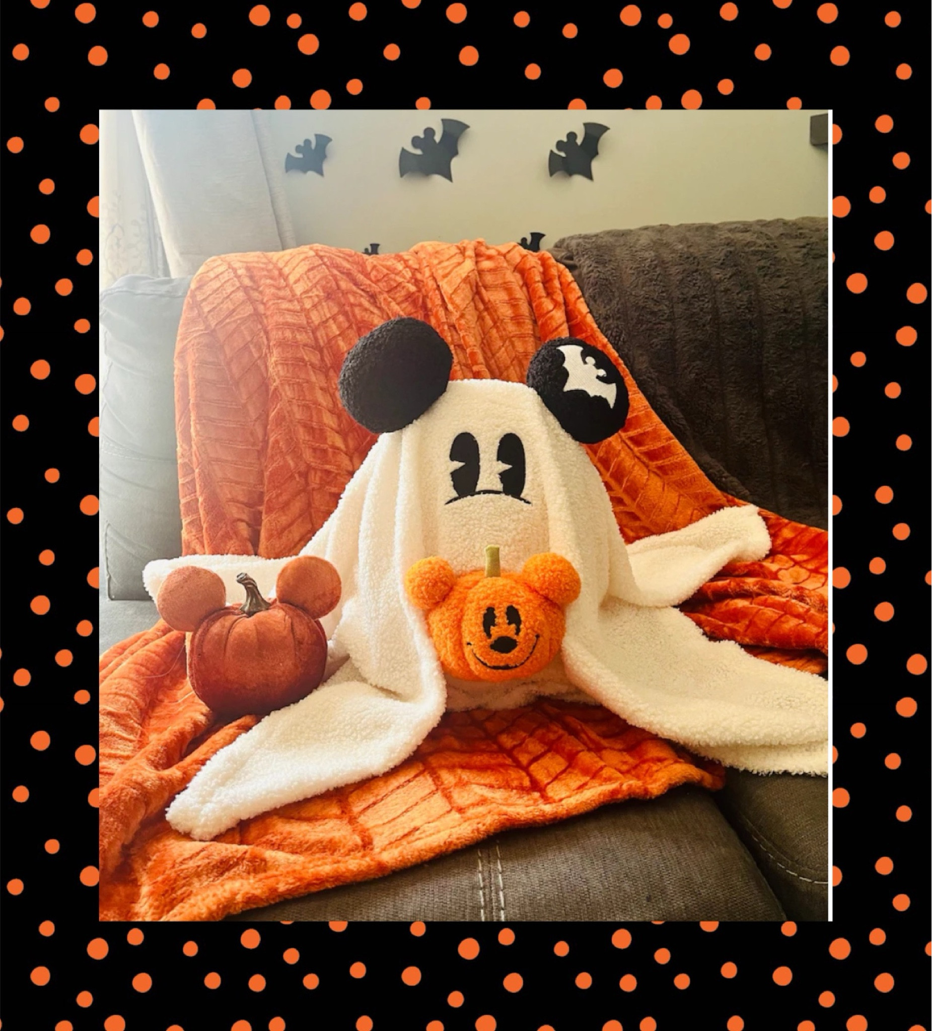 Ghost Mickey Halloween throw pillow decor 

#LTKFindsUnder50 #LTKHome #LTKFindsUnder100