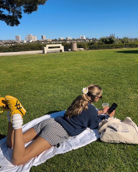 Park days :) 

Loving this boxer short trend! 

Cute comfy casual outfit! wearing Princess Polly chunky navy
blue knit sweater, Pacsun blue checked boxer shorts, fun
yellow sneakers✨✨ perfect for a day of lounging around the
house or running some errands