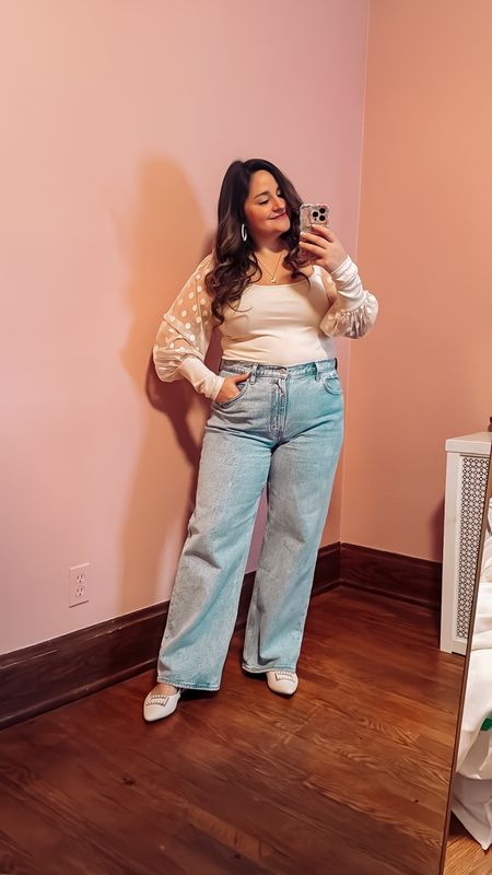My casual date night look includes some of my favorite Abercrombie straight leg jeans that are 25% off! I wear a size 32 short

Wearing a large in this cream top with sheer sleeves

Pearl studded cream flats are true to size!

Denim sale
90s jeans
Curvy jeans
Abercrombie jeans
Midsize
Curvy
Neutral outfit
Long sleeve top


#LTKmidsize #LTKsalealert #LTKSpringSale