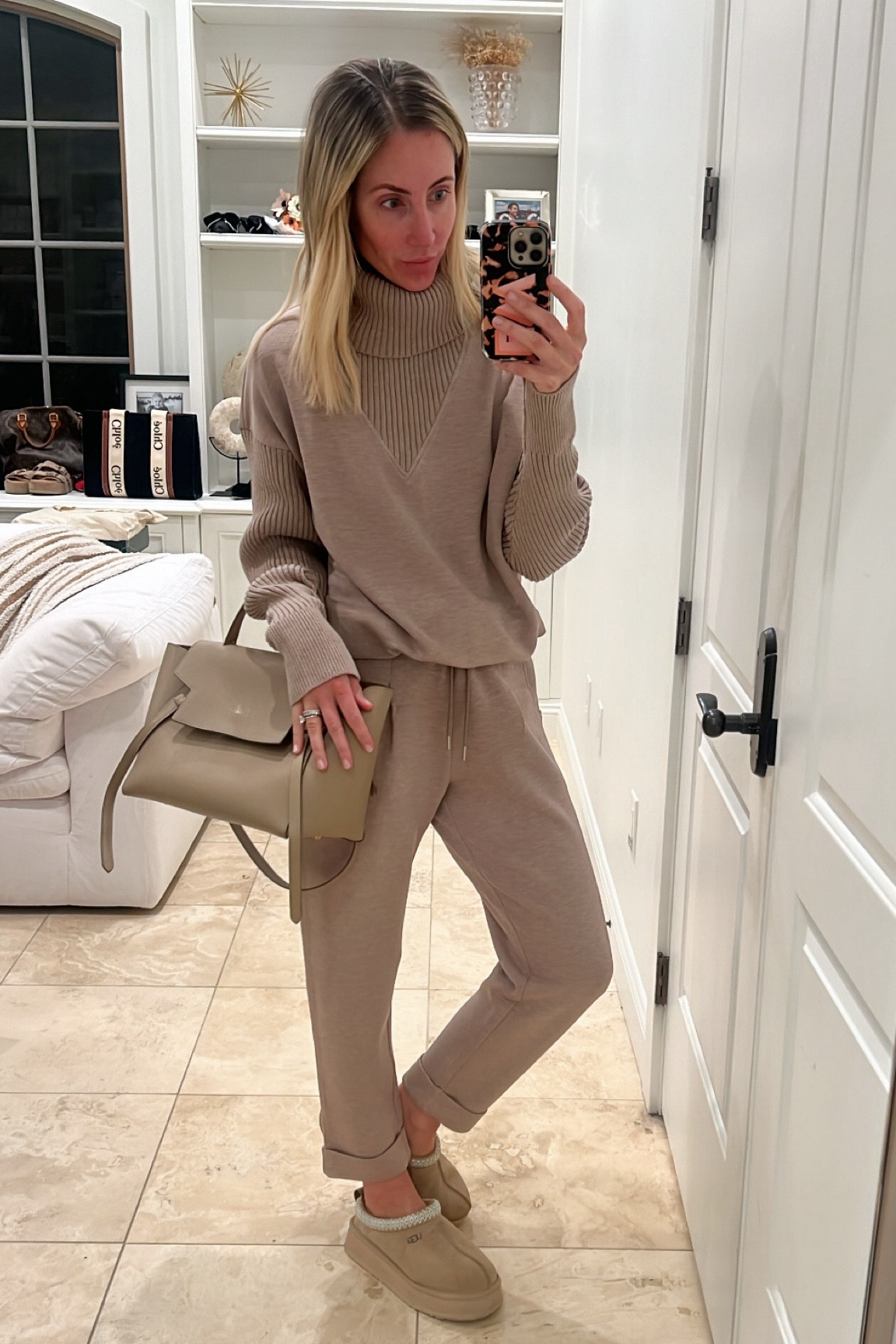 My favorite lounge set! It is comfy, cute, easy, elevated, all the good things. #ad @varley #invarley 