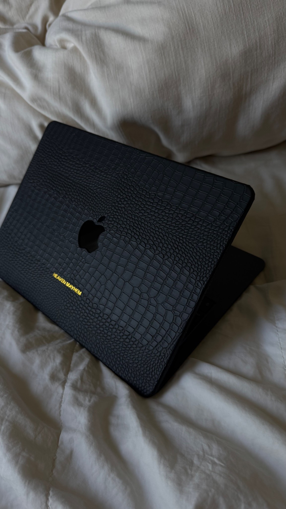 she’s stunning, beautiful, gorgeous. 