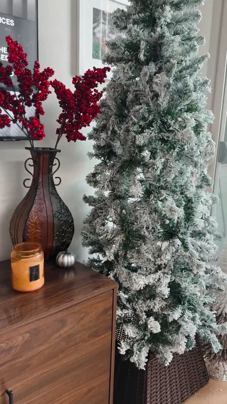 Christmas decor, home decor, holiday decor, Christmas tree, target, pine cones, snow, trays, winter plants, faux plants, faux tree, gold, silver, gingerbread house, candles, centerpiece, living room, kitchen, home  

#LTKHoliday #LTKhome #LTKSeasonal