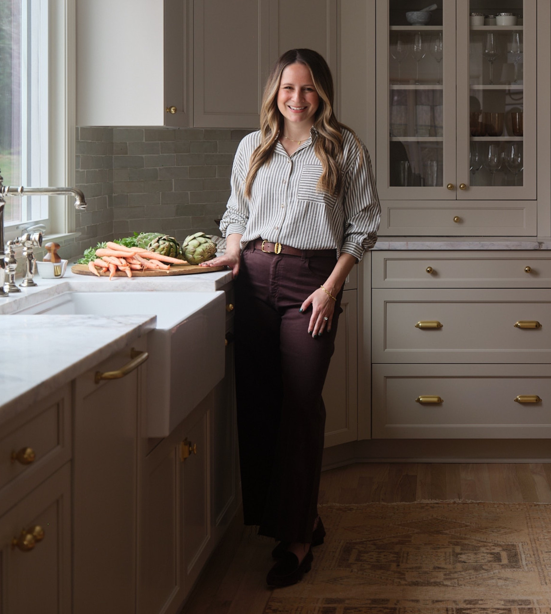 Interior designer, design shoot outfit ideas, Nancy Meyers inspired kitchen 

#LTKHome #LTKStyleTip