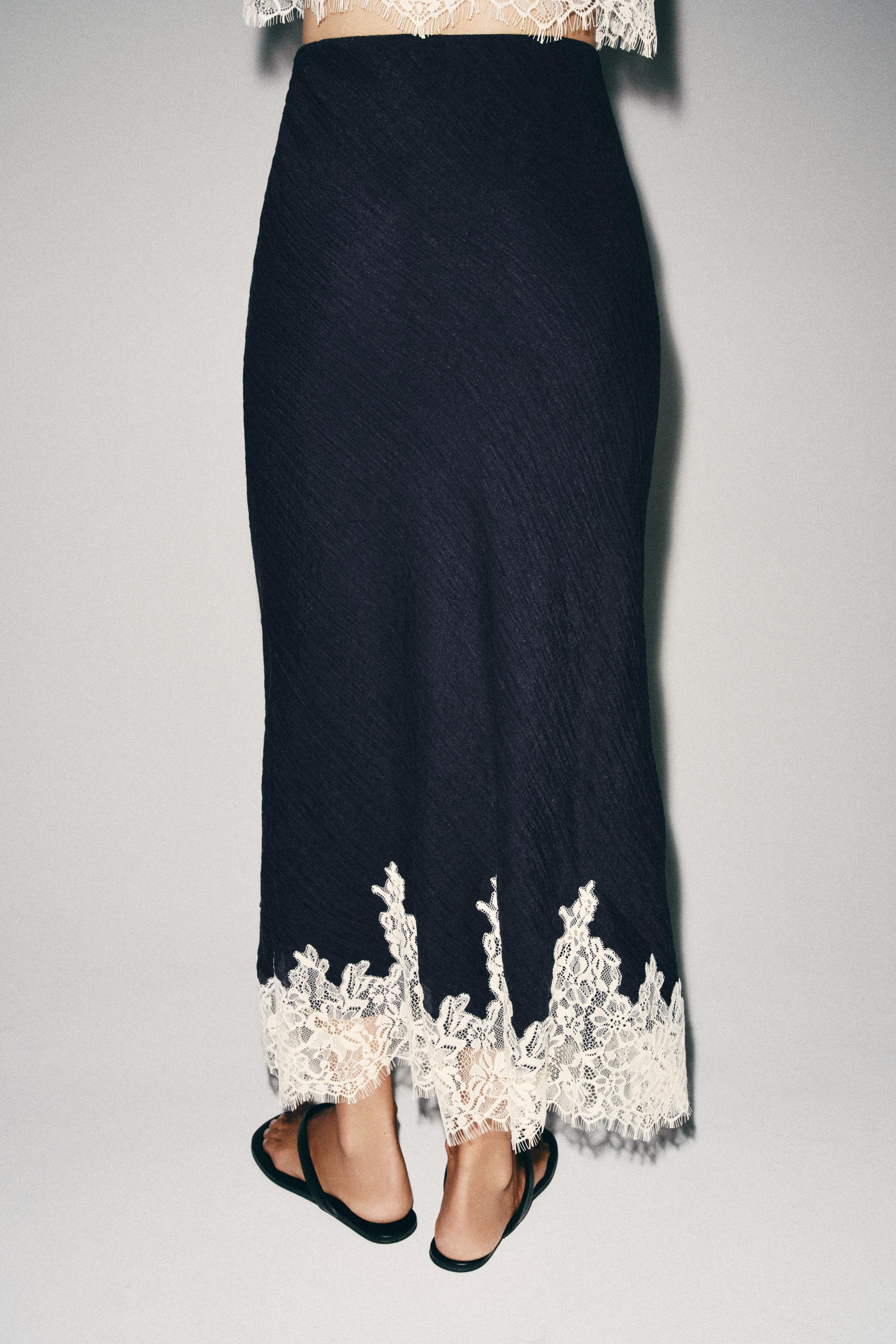 LACE TRIM MIDI SKIRT | Zara US
