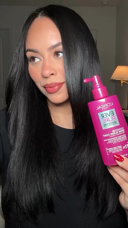 #ad My signature middle part sleek blowout has never looked better using @lorealparis EverPure Iron Sleek 3 step regimen @ target @shop.ltk #liketkit https://liketk.it/5Tdjn
#TargetPartner #Target #LOrealParisPartner​ LOrealParisHairCare EverPureIronSleek