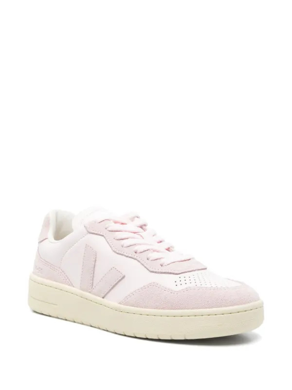 VEJA V-90 Sneakers | Pink | FARFETCH | Farfetch Global