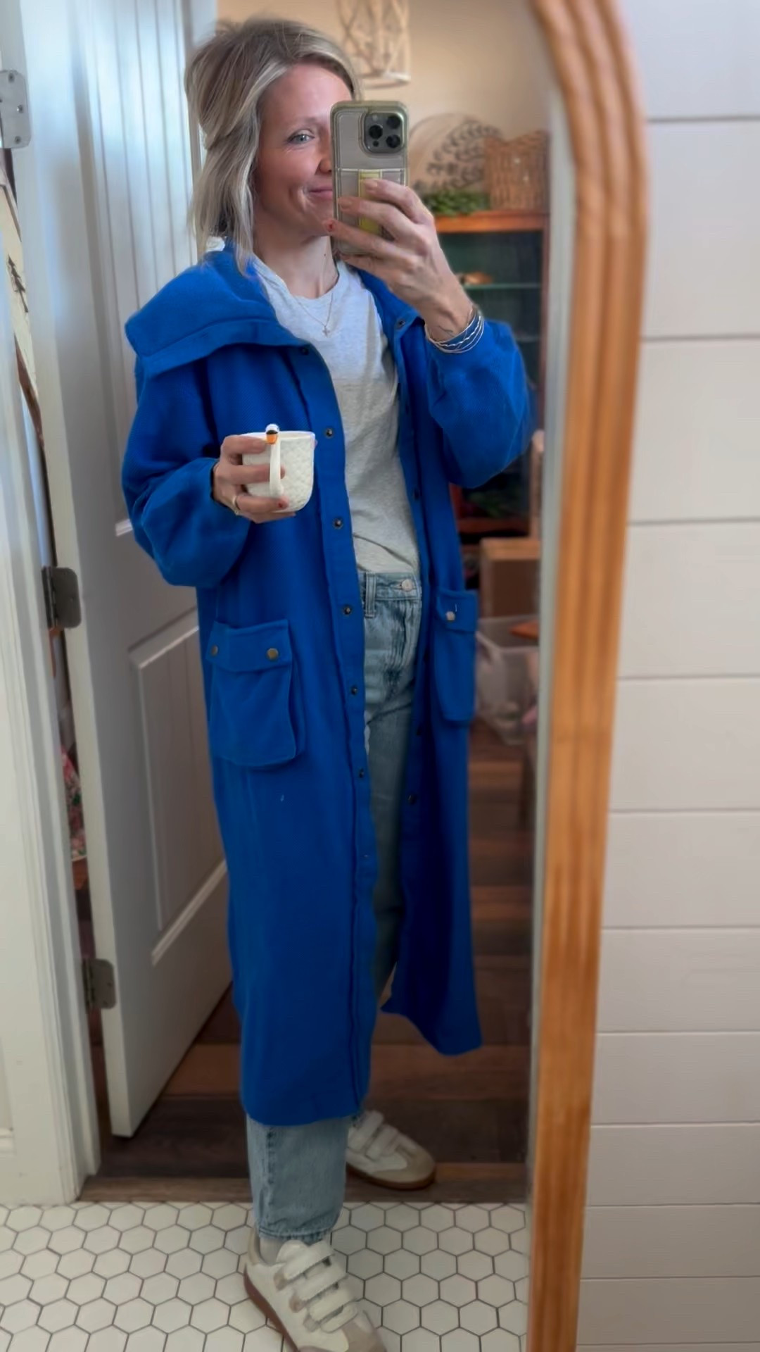 Today’s OOTD. Free people sweater on sale, some of my favorite jeans and tennies!