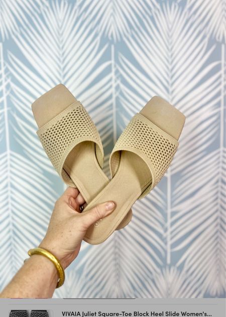 Palm wallpaper
Neutral heels


#LTKshoecrush #LTKmidsize #LTKSeasonal