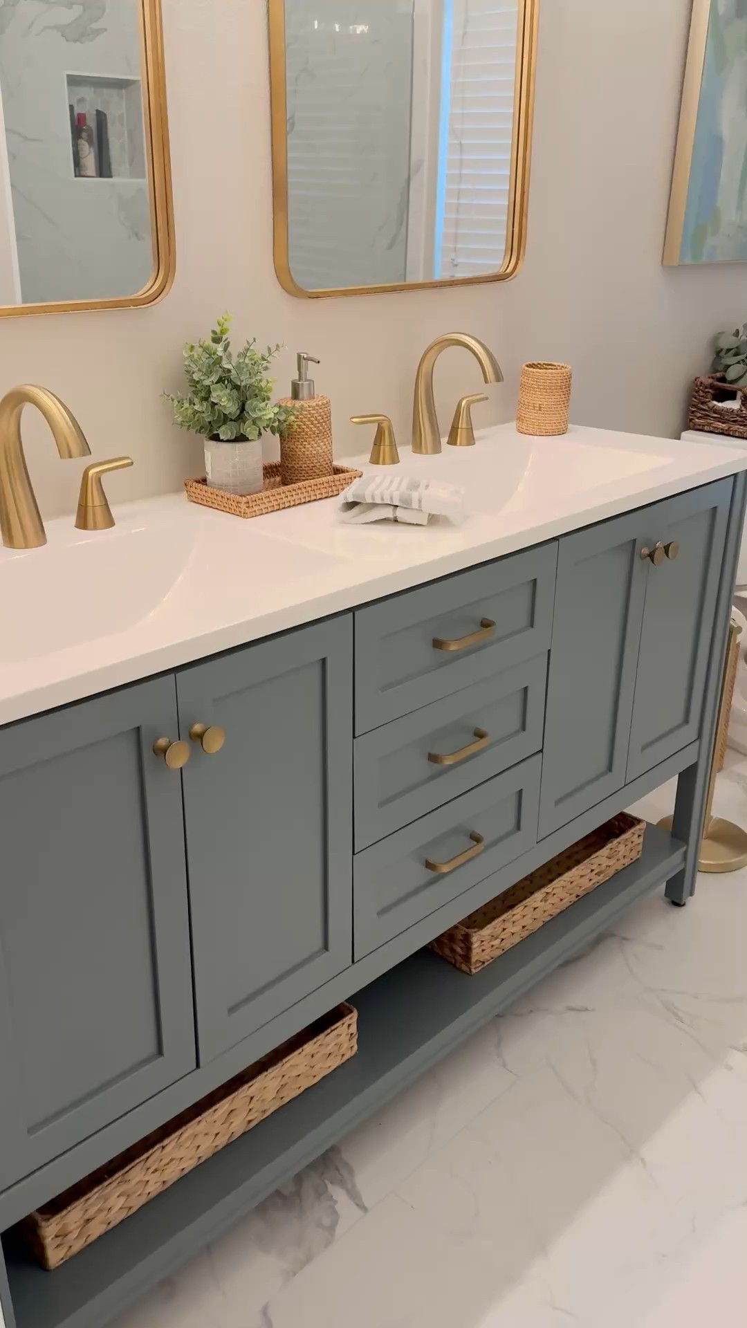 Bathroom decor, bathroom accessories 

#LTKstorytime #LTKdayinmylife #LTKHome