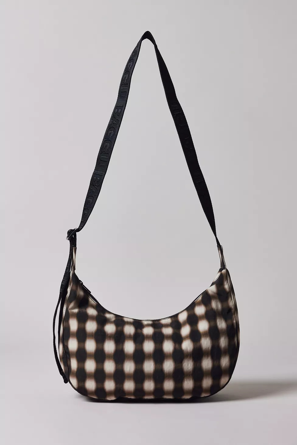 BAGGU Medium Nylon Crescent Bag | Urban Outfitters (US and RoW)