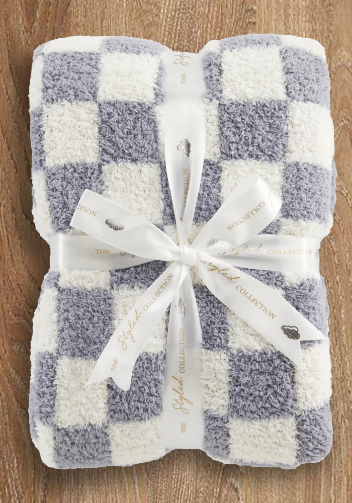Checkered Receiving Buttery Blanket | The Styled Collection