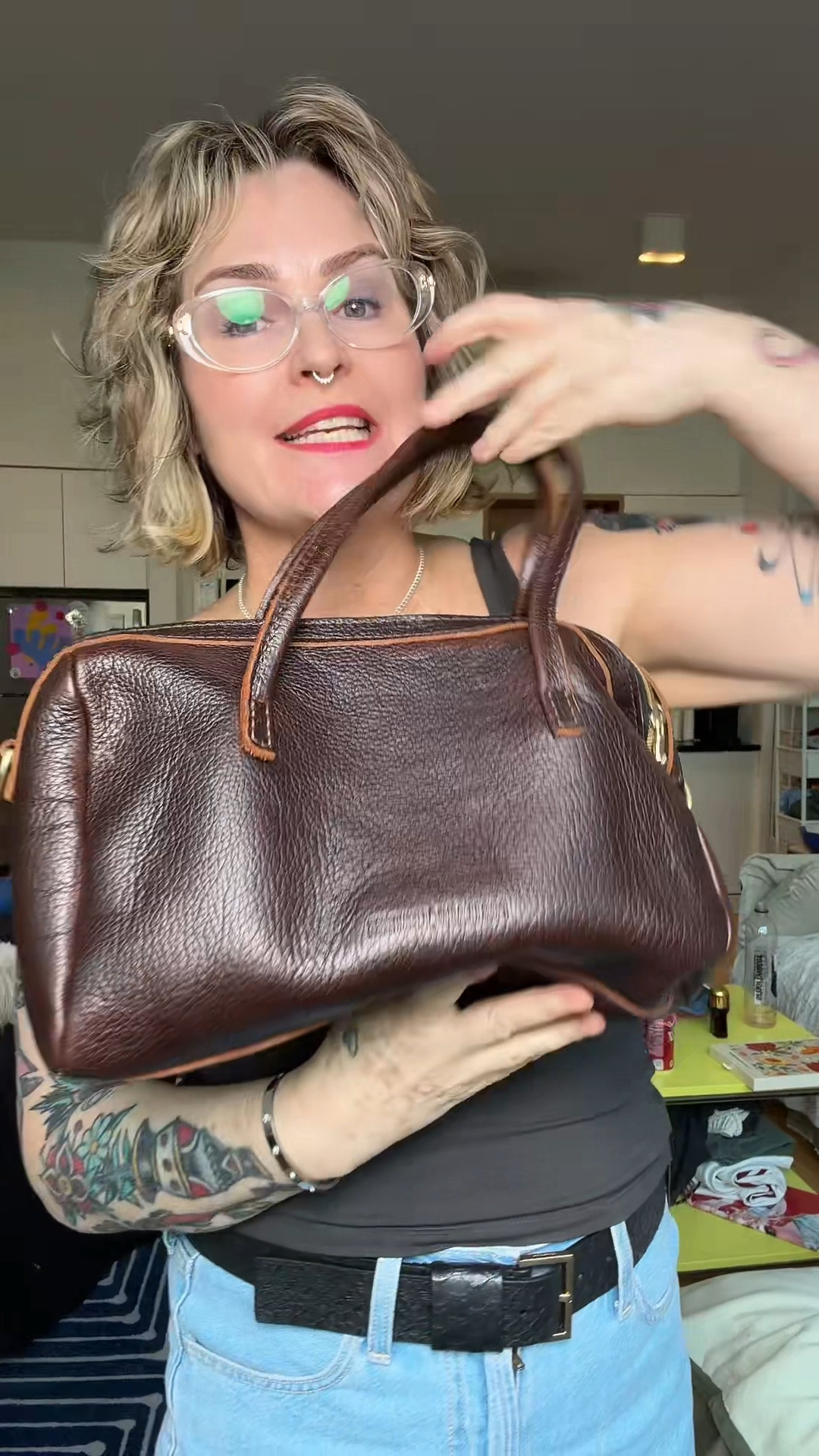 You can clearly see the superb leather quality of this bag! New work bag unlocked🤎👜

#LTKootd #LTKSaleAlert #LTKWorkwear