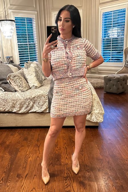 Love this set! Pink tweed and skirt is under $40 and Top is under $50 pair with classic nude pumps 

#LTKfindsunder100 #LTKfindsunder50 #LTKSeasonal