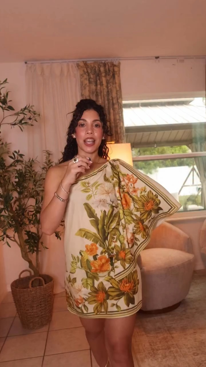 Si se van de vacaciones pronto chequea la tienda de travachic muchos outfits incluso matching super cute para la familia entera ! @sheinofficial @shein_us 

Si quieres algo comenta LINK 

#sheinoutfits #sheinstores #sheinsummervacay