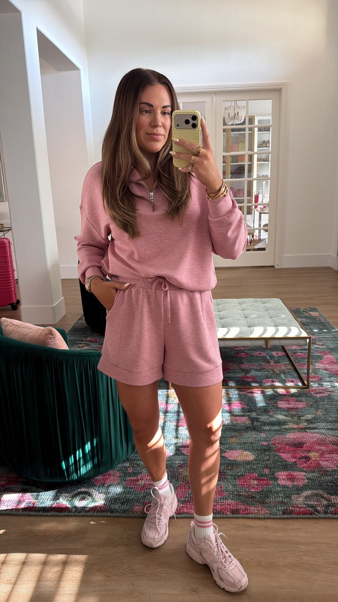 curvy midsize comfy chic travel look! wearing size medium in top (runs big, size down!) and size large in shorts. love the rose color 💕

#LTKTravel #LTKMidsize #LTKSeasonal