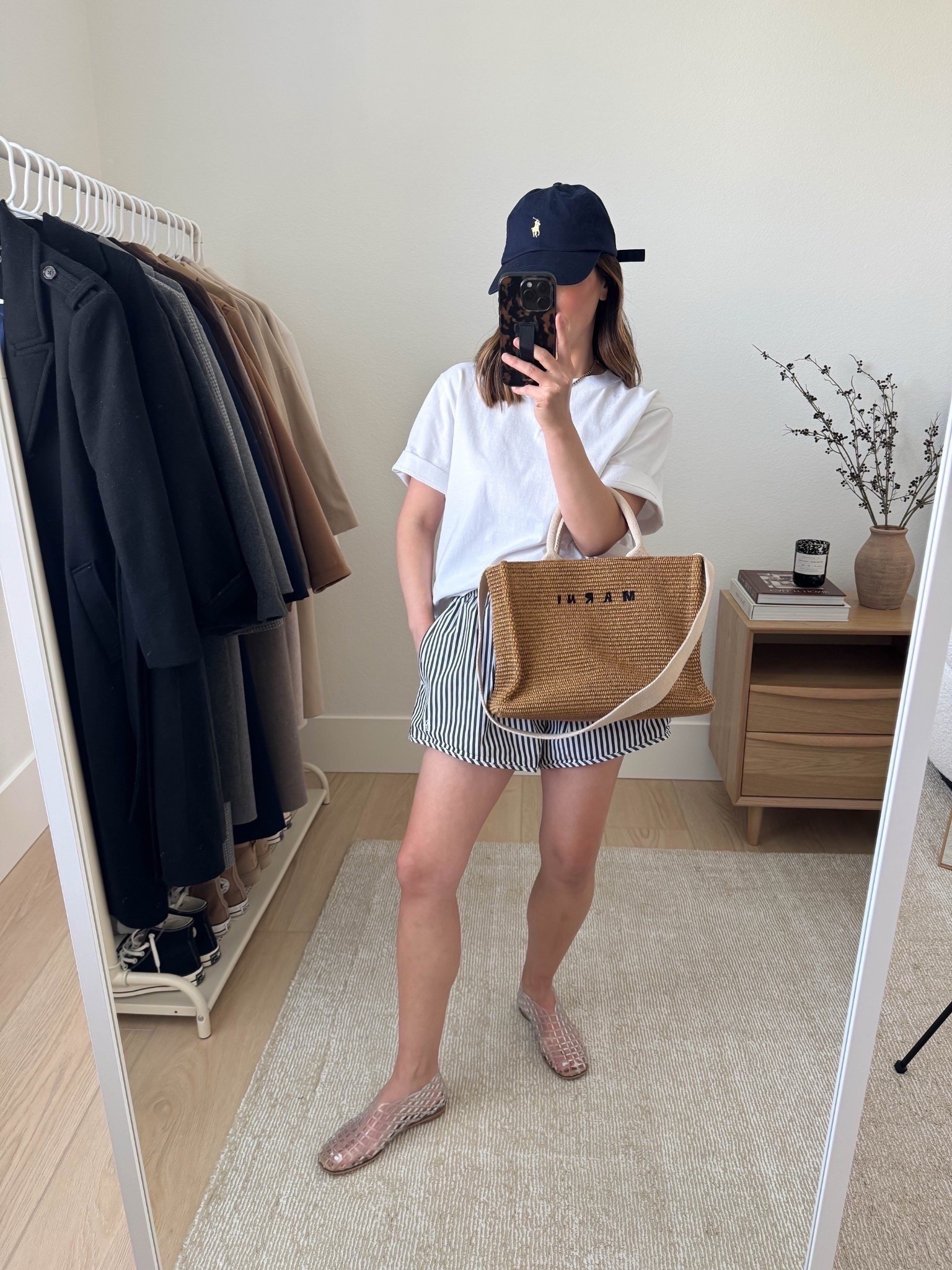 Summer shorts. Summer short outfit ideas. Absolutely love these poplin boxer shorts. 

J.Crew tee small
Recreational Habits shorts small
Amazon jelly flats 5.5
Marni Tote small
Polo Ralph Lauren hat

Petite style, summer style, summer outfits 



#LTKSummerEdit #LTKPetite #LTKItBag
