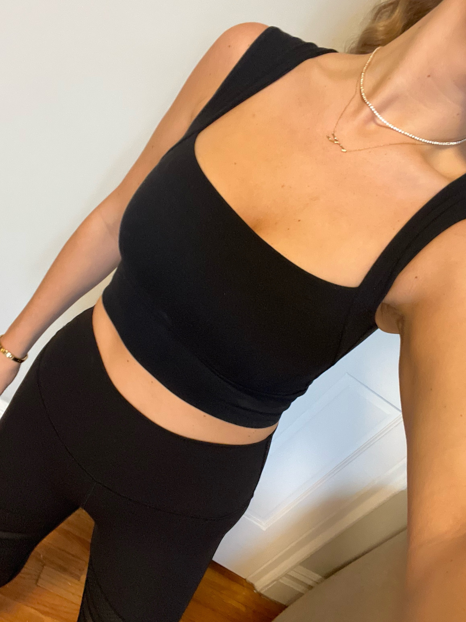 NYLORA makes the most comfortable and most flattering workout tops #nylora #workout #pilates #lagree