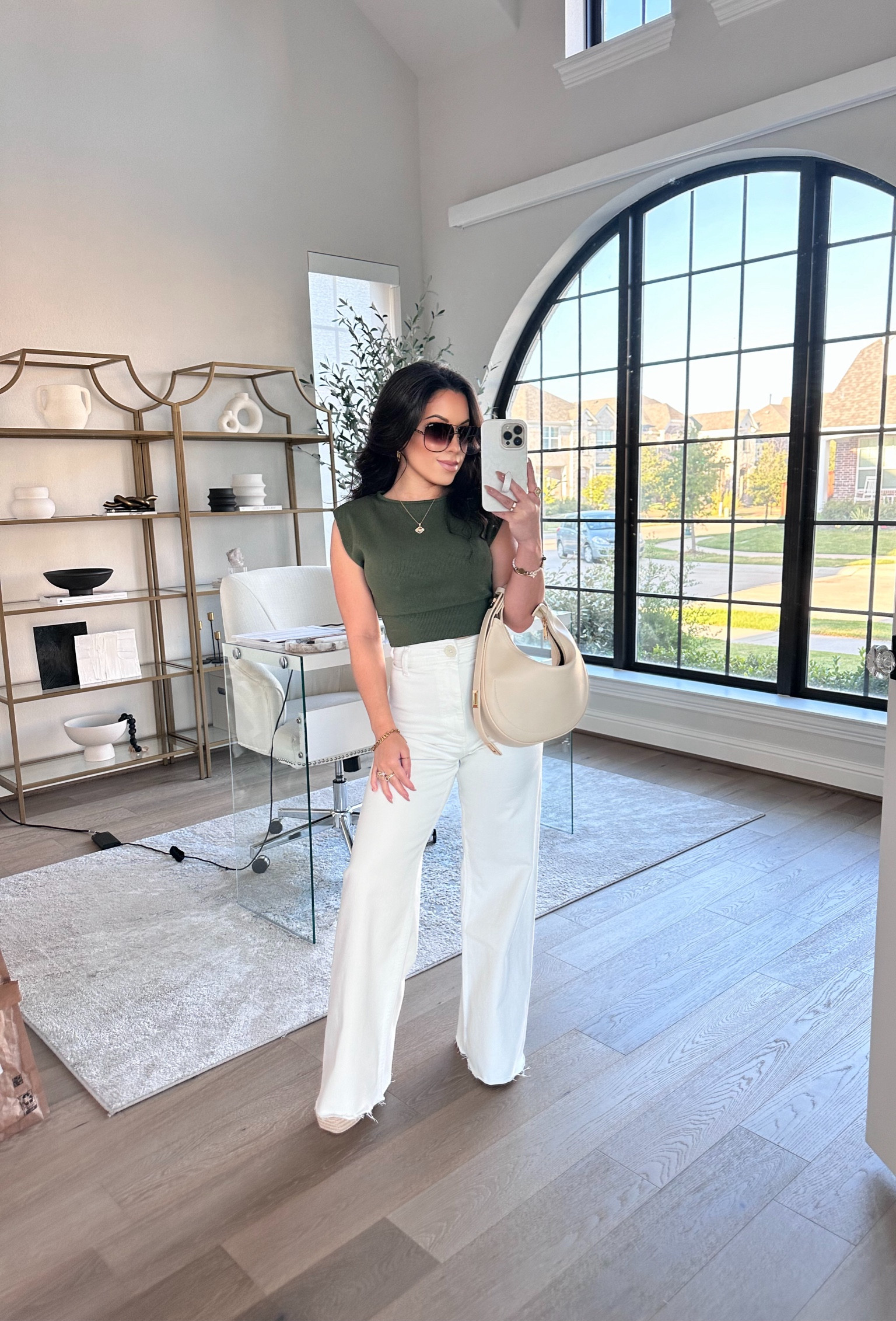 White wide leg culotte jeans on sale under $40! Wearing size 1 (fits TTS) 


#LTKSaleAlert #LTKFallSale #LTKFindsUnder50