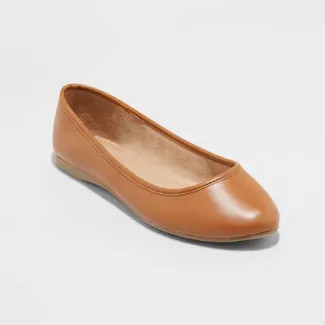 Women's Everly Round Toe Ballet Flats - Universal Thread™ | Target